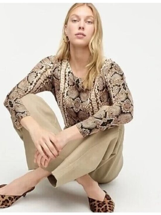 J.CREW Sweaters - J. Crew Tippi Merino Wool Snake Print Sweater in Caramel Size M